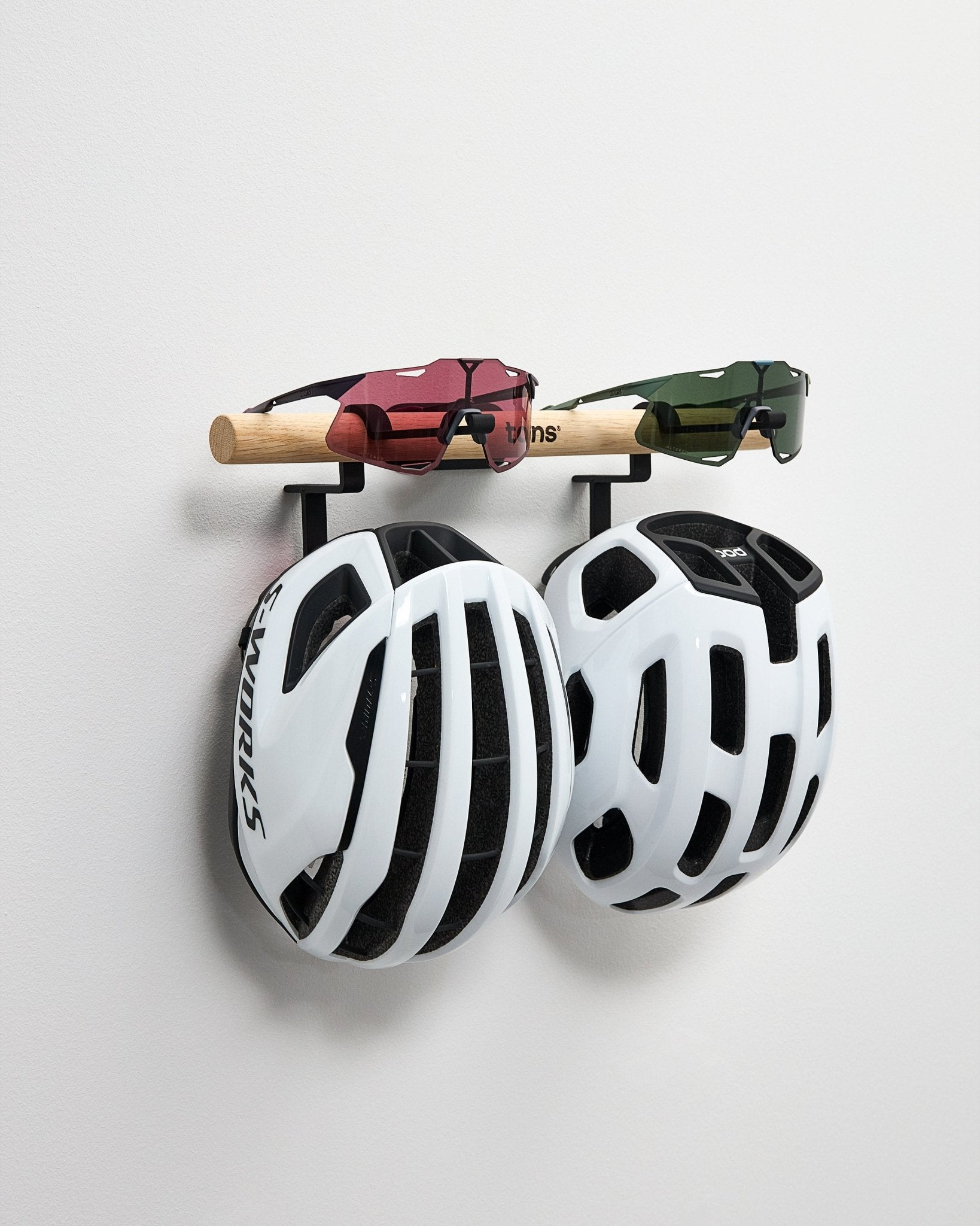 Short Bar — A . 2x Helmet + 2x Glasses