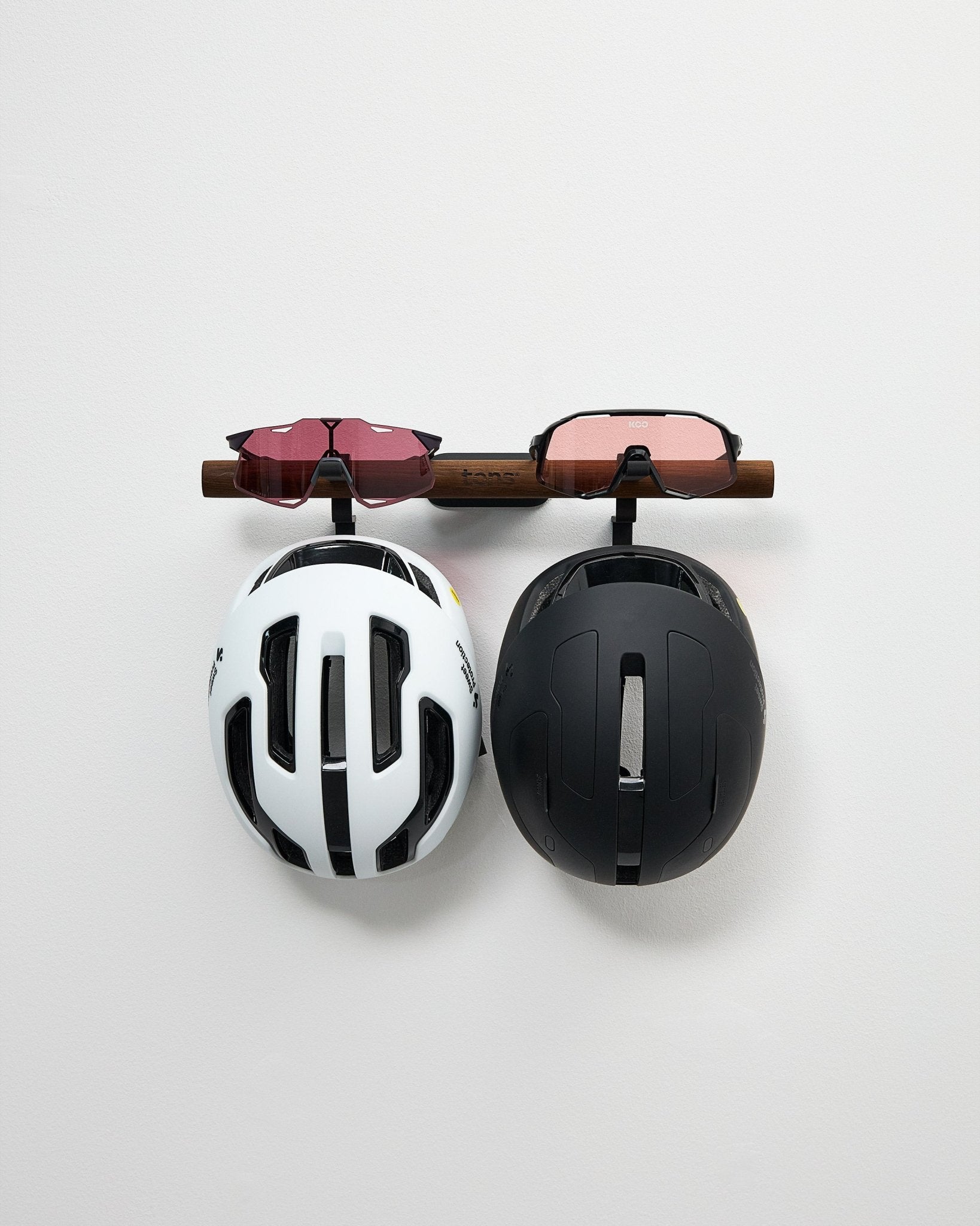 Short Bar — A . 2x Helmet + 2x Glasses