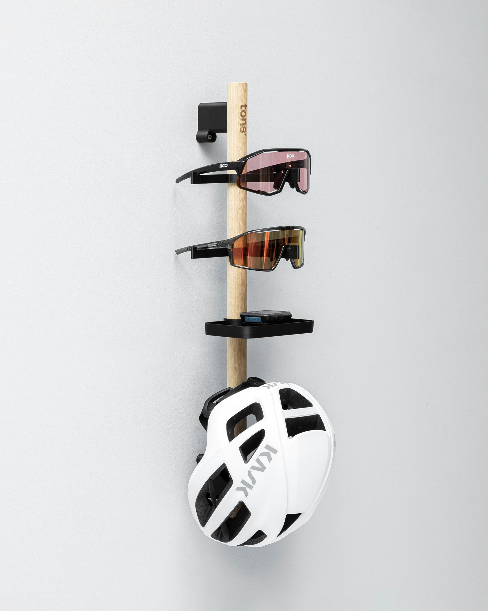gear stand Tons Rack — storage for cycling shoes, helmets and sunglasses