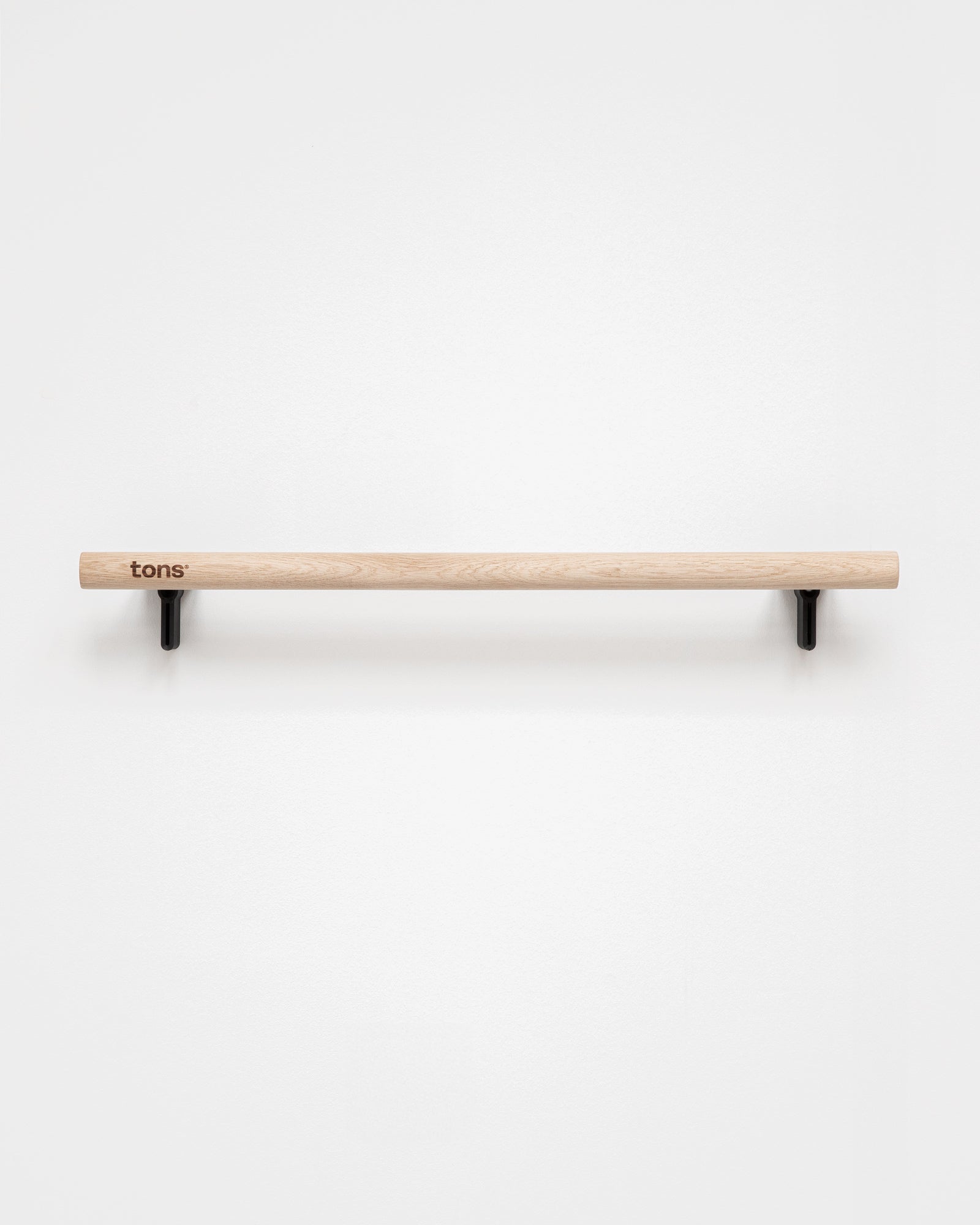 Bar — D . 3x Glasses