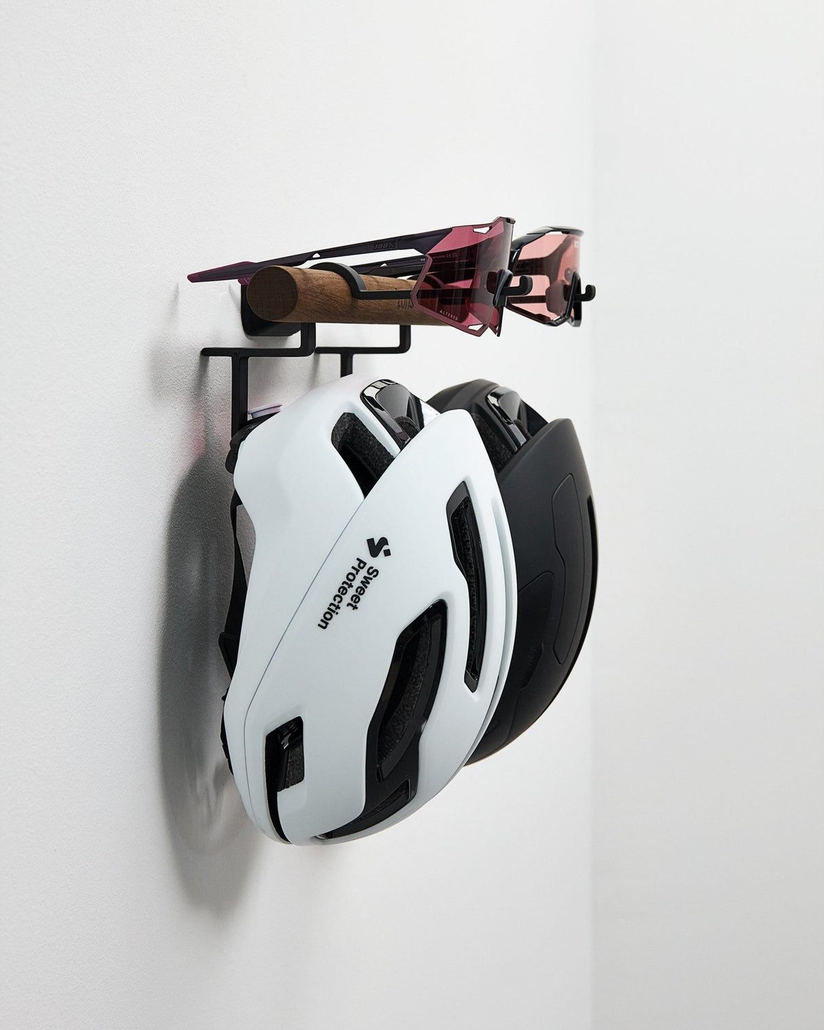 Road bike and gravel wall mount rack from Tons