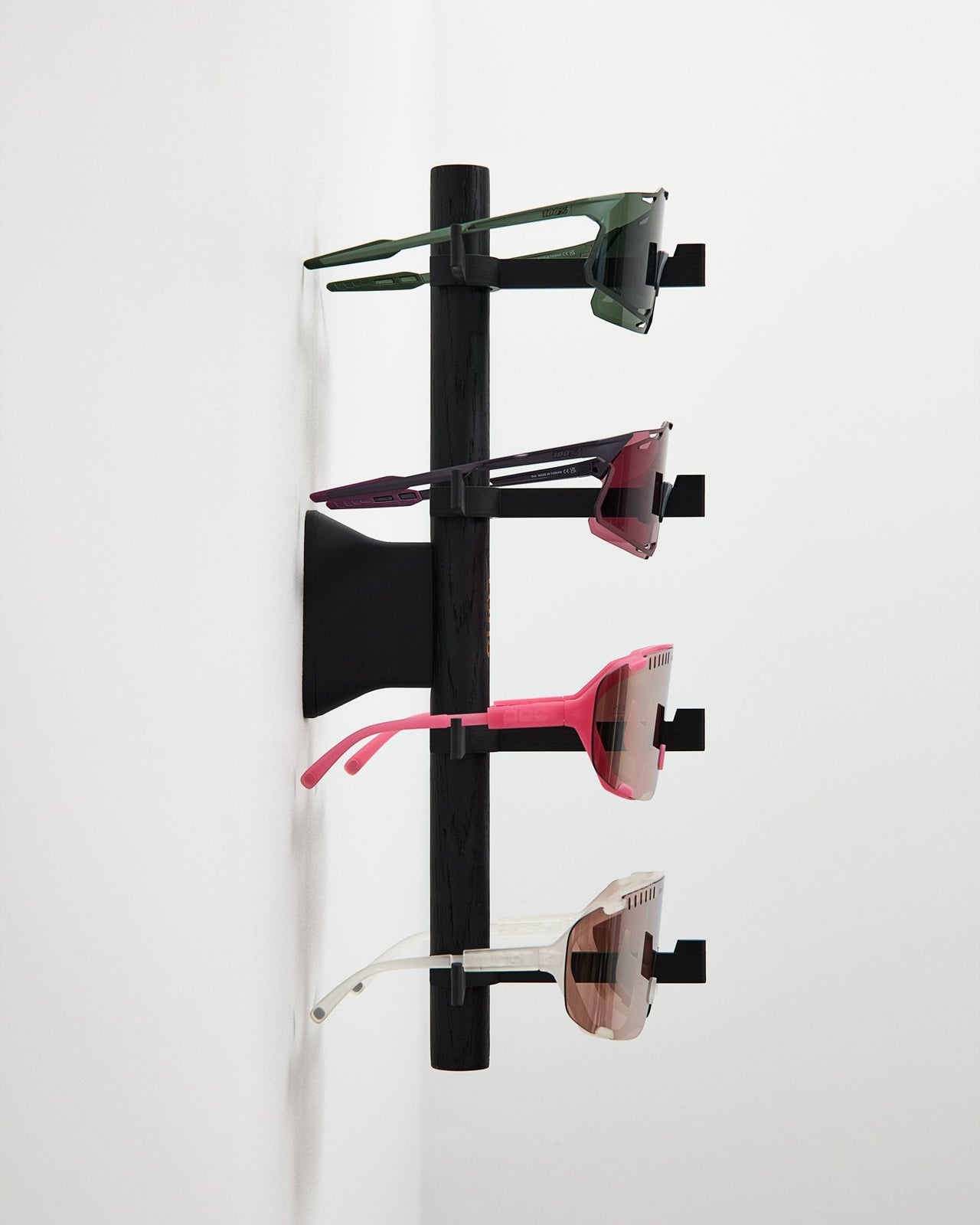 Short Rack | C . 4x Glasses