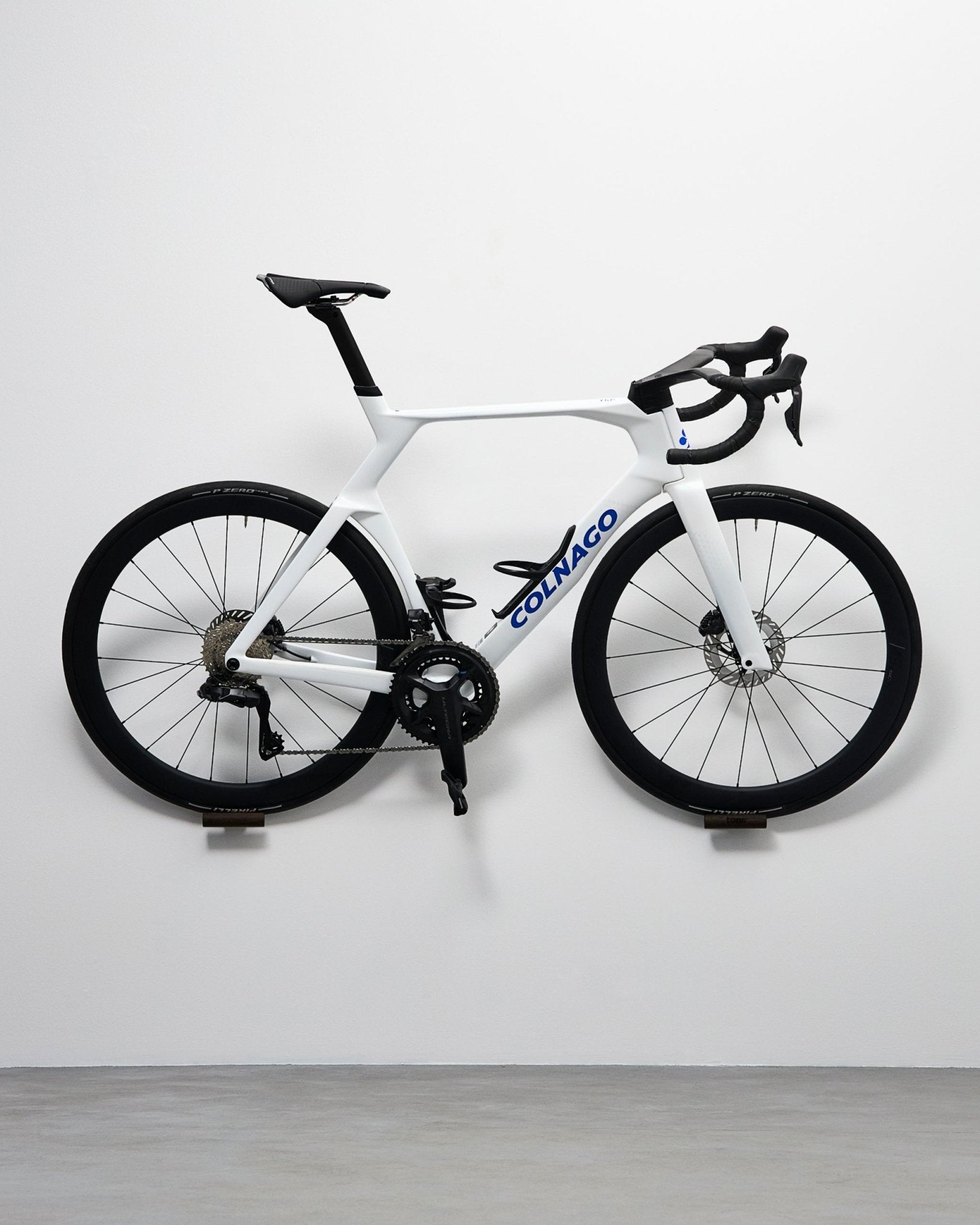 fahrradständer für gravelbike Wandmontierter Fahrradständer für Renn- und Gravelbike von Tons