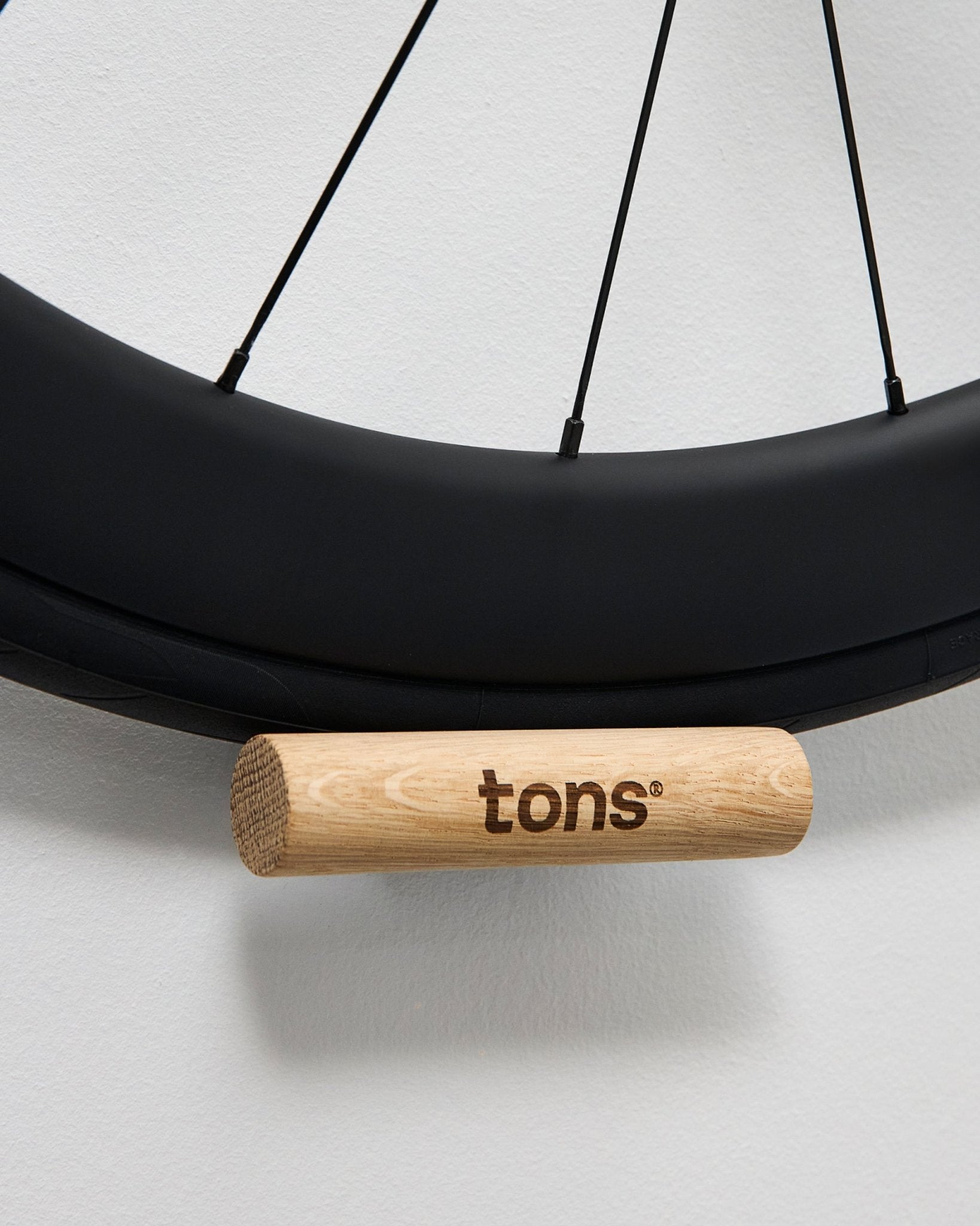 fahrradständer gravelbike Wandmontierter Fahrradständer für Renn- und Gravelbike von Tons