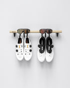 Bar — E . 2x Glasses + 2x Shoes