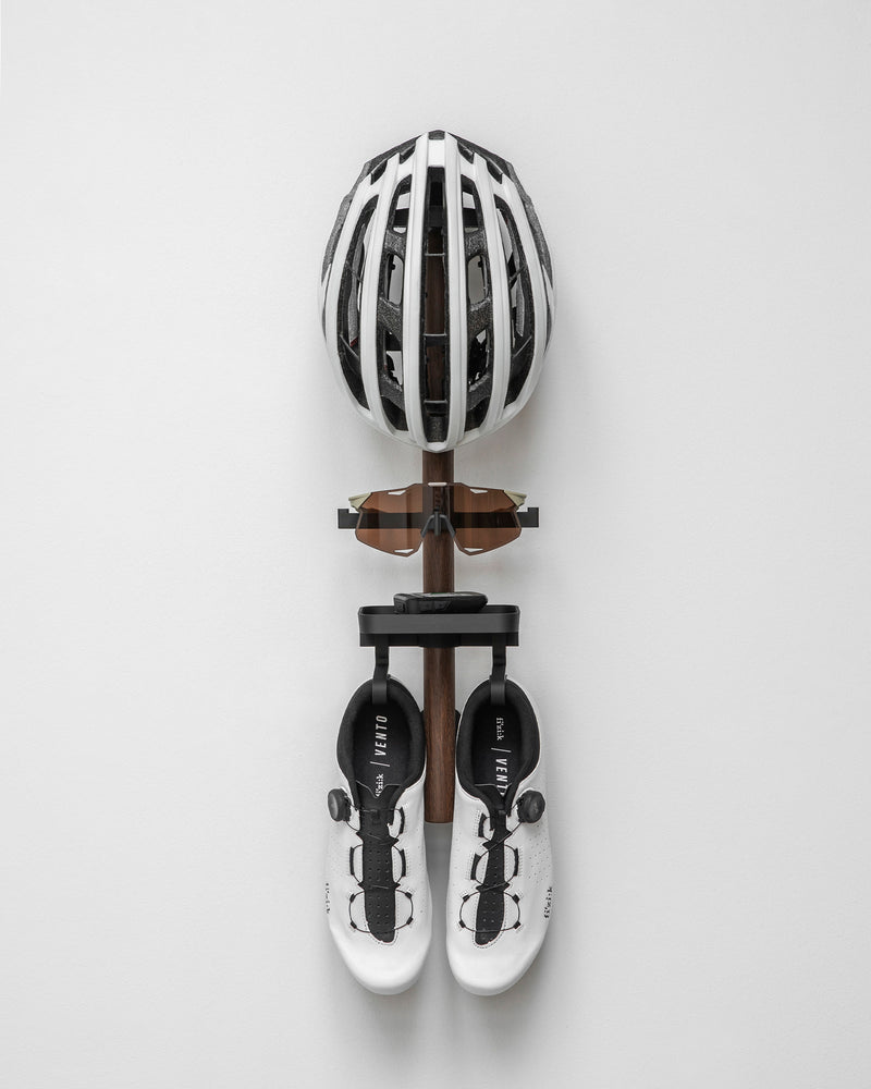 Rack | B . Shoes + Glasses + Helmet + Tray