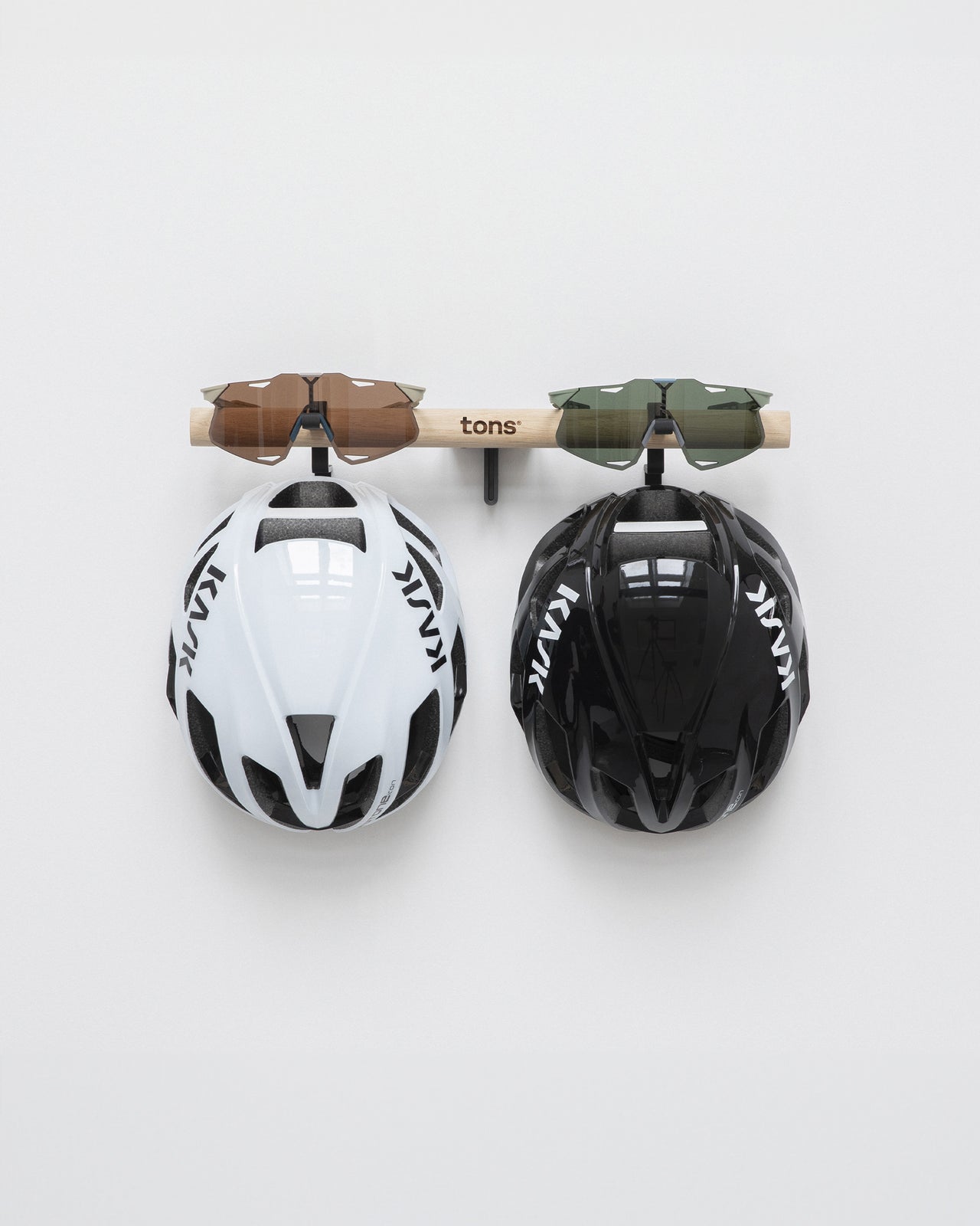 Short Bar — A . 2x Helmet + 2x Glasses