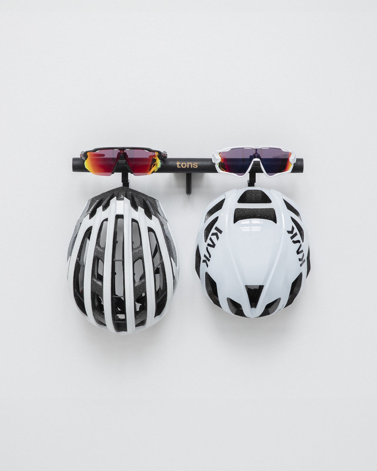 Short Bar — A . 2x Helmet + 2x Glasses