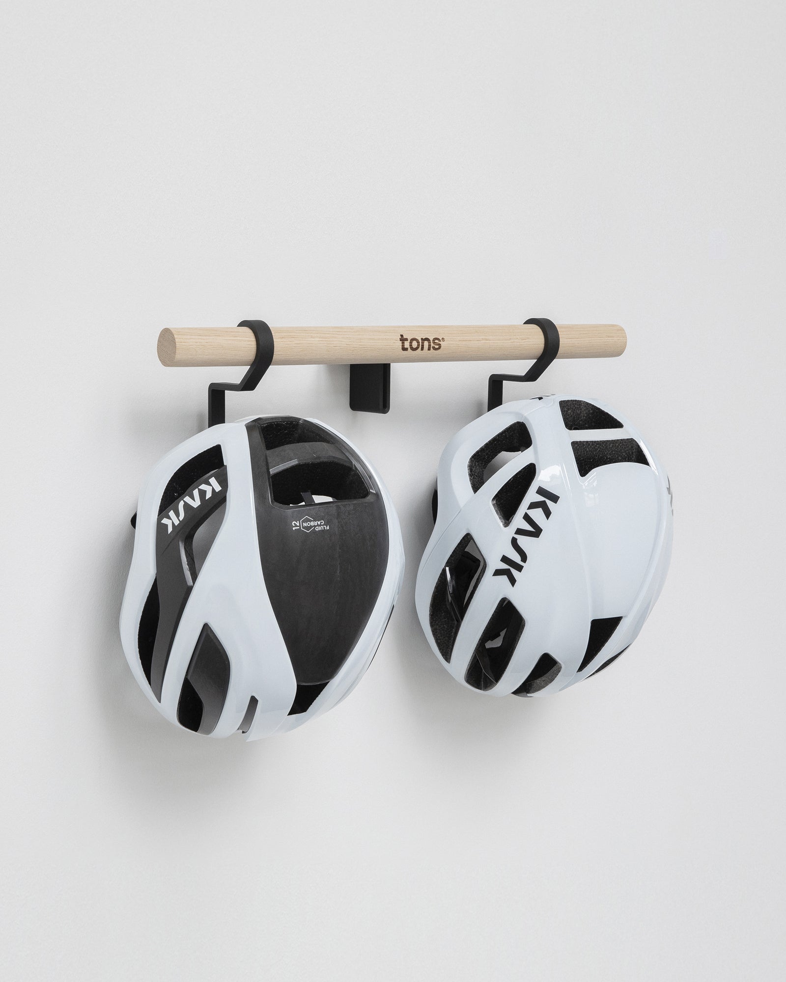 Short Bar — B . 2x Helmet