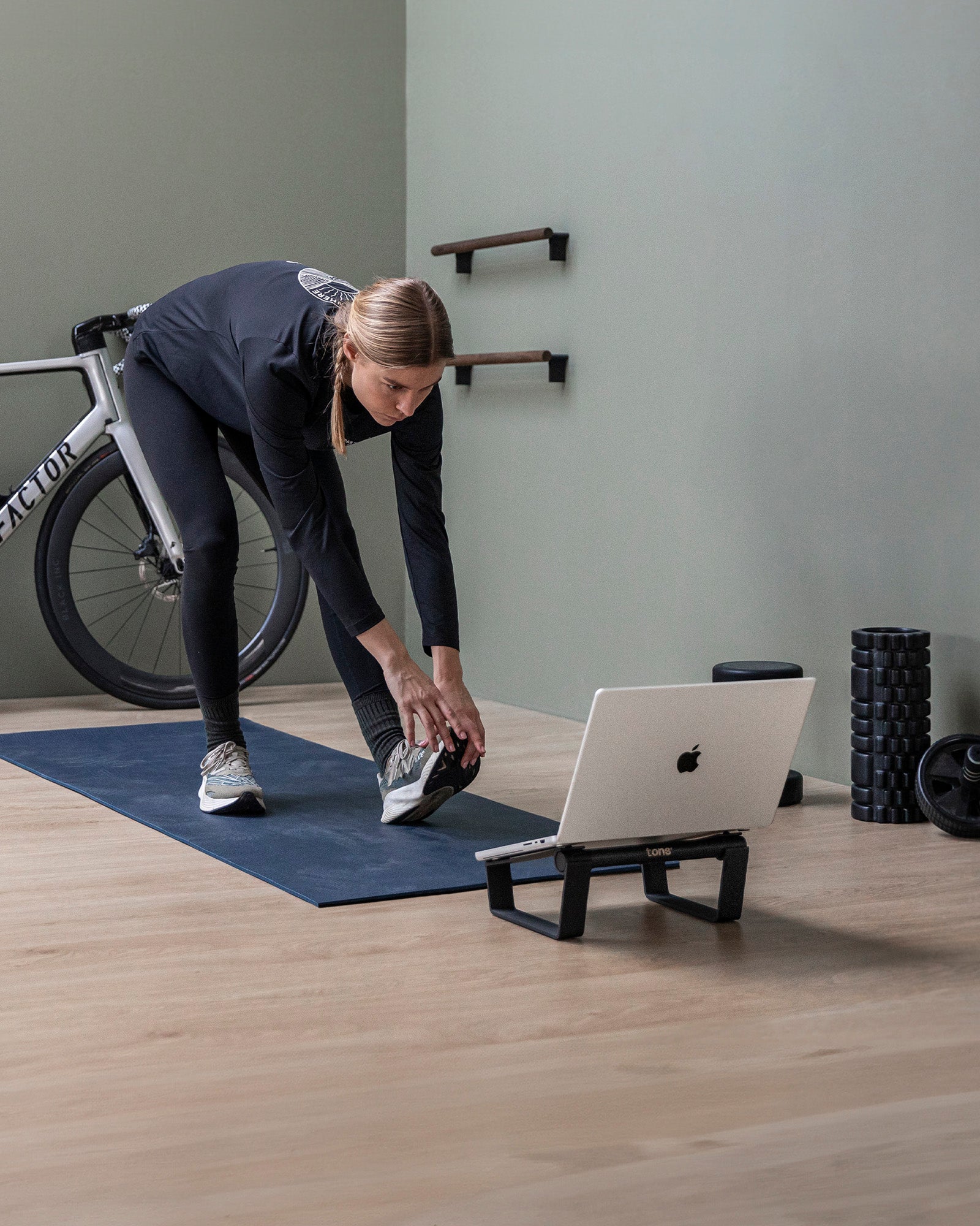 Work Stand — Laptop