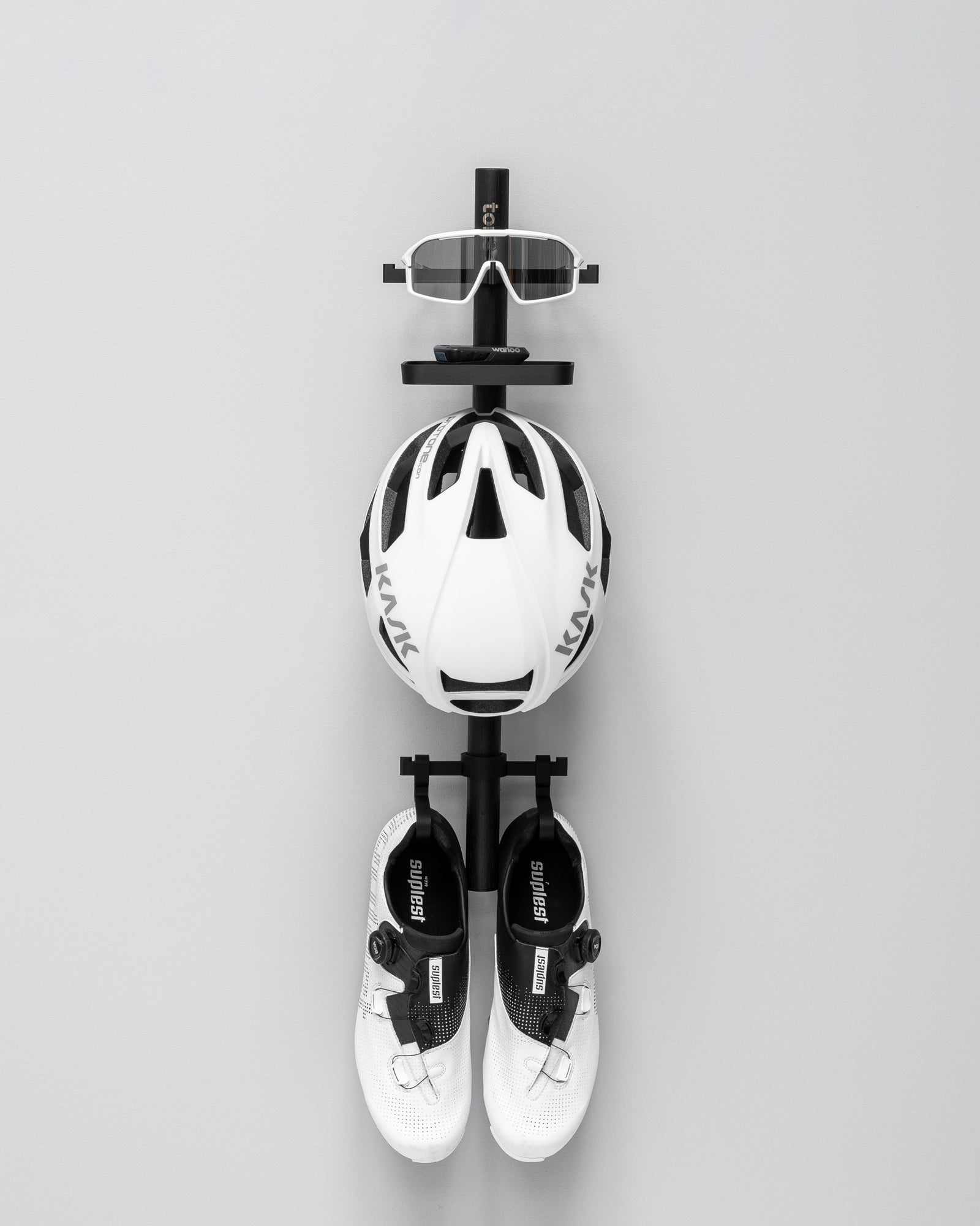 Rack | B . Shoes + Glasses + Helmet + Tray