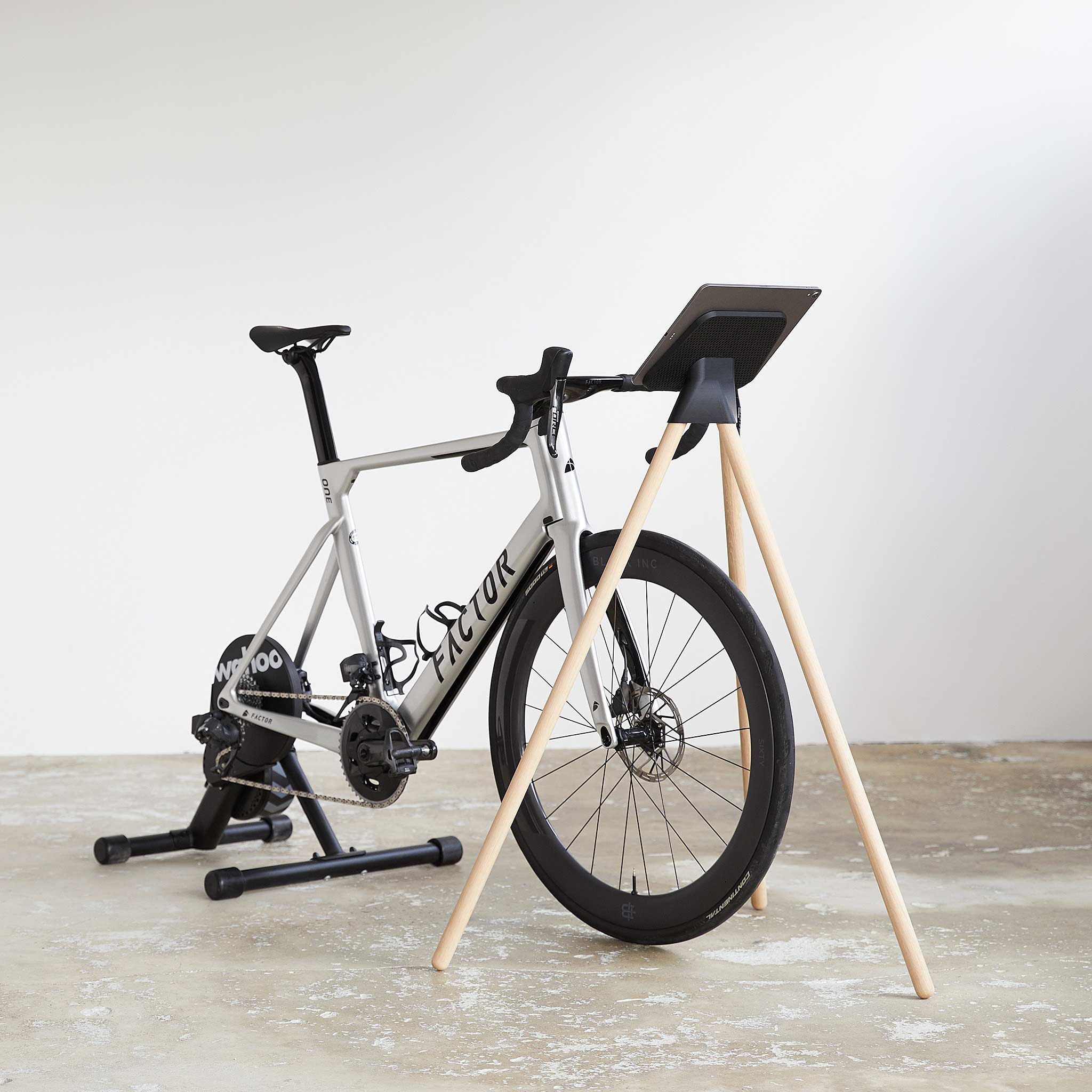 Tons iPad Stander fur Indoor Fahrradtrainer