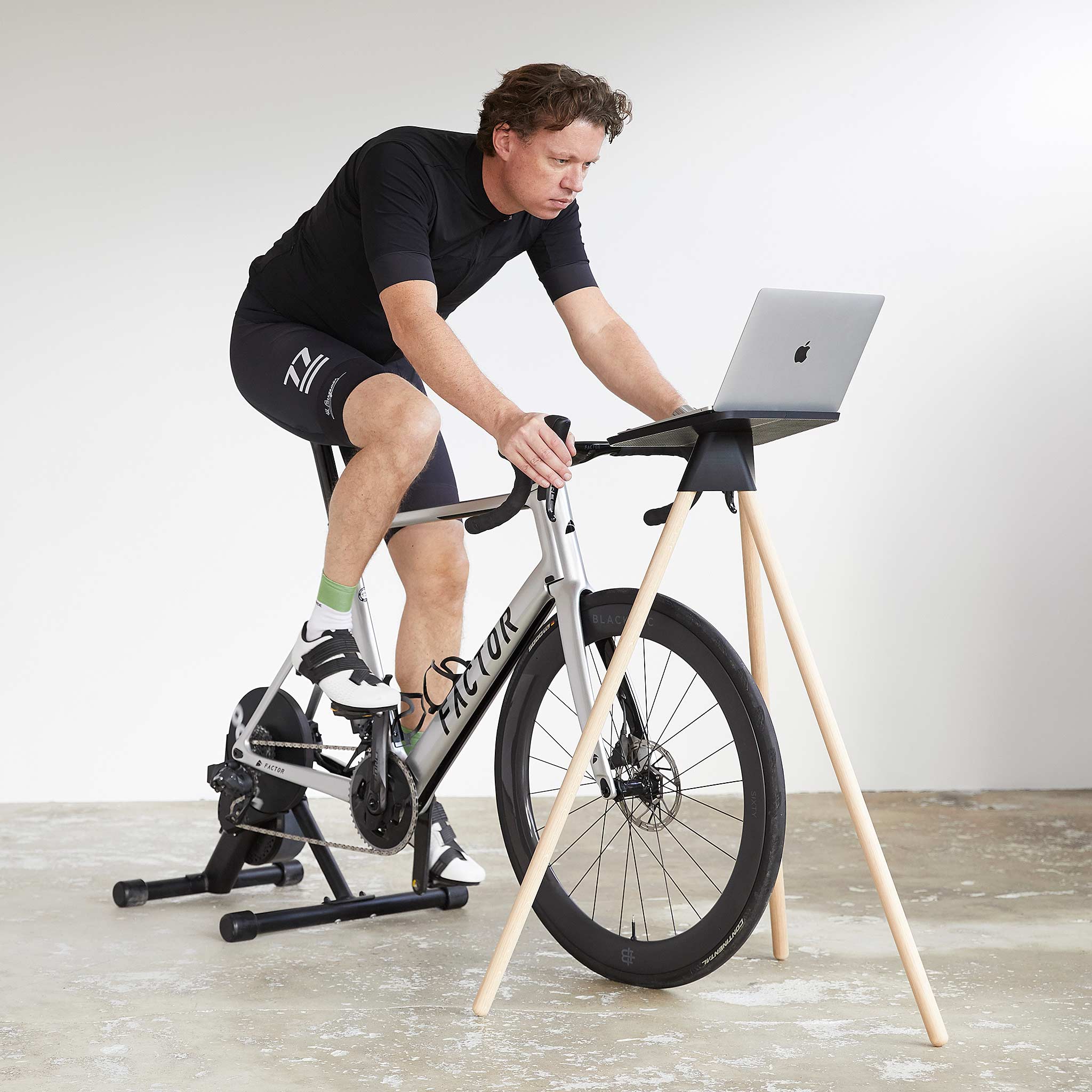 Tons Laptop Stand for indoor bike trainers