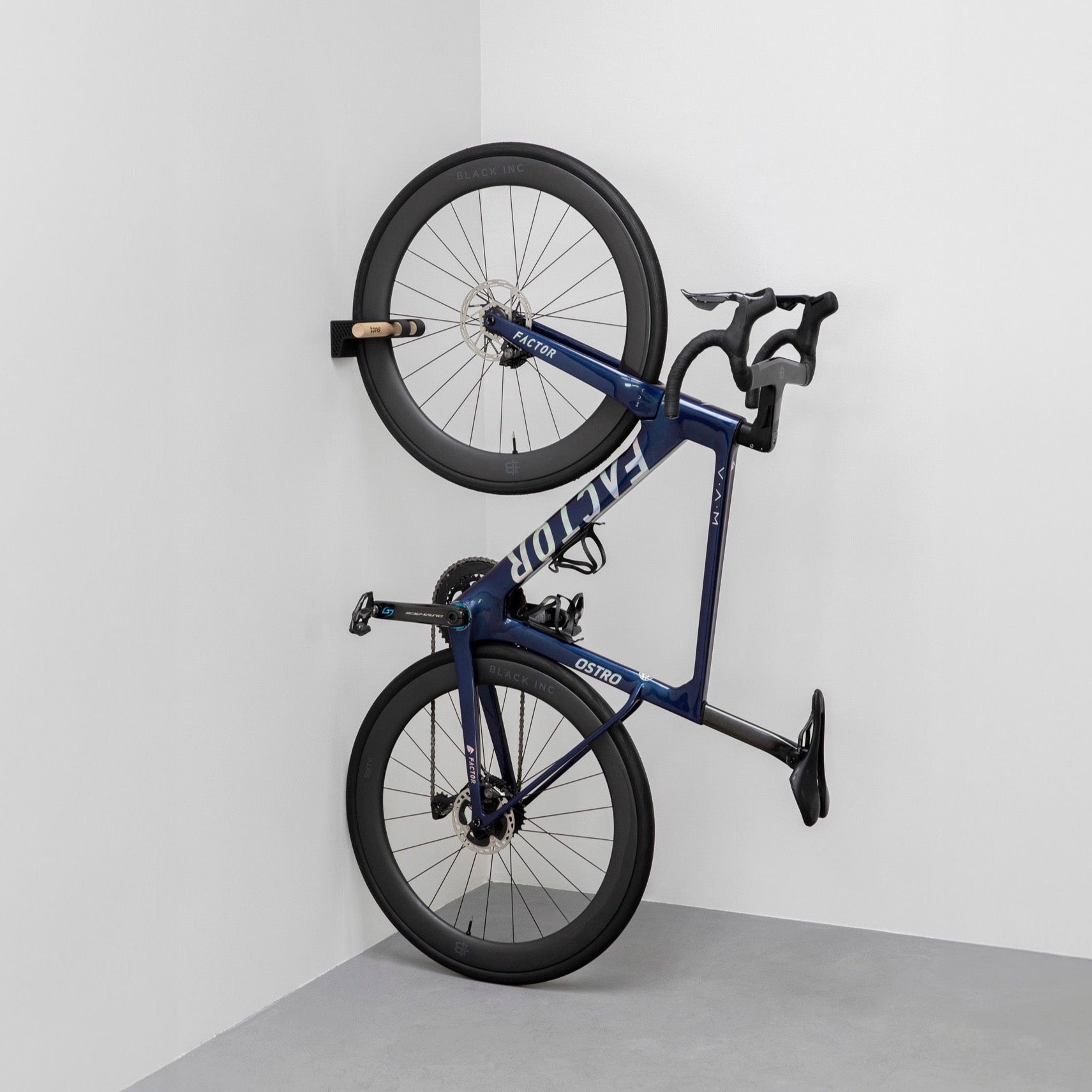 Bicycle wall rack vertical on sale